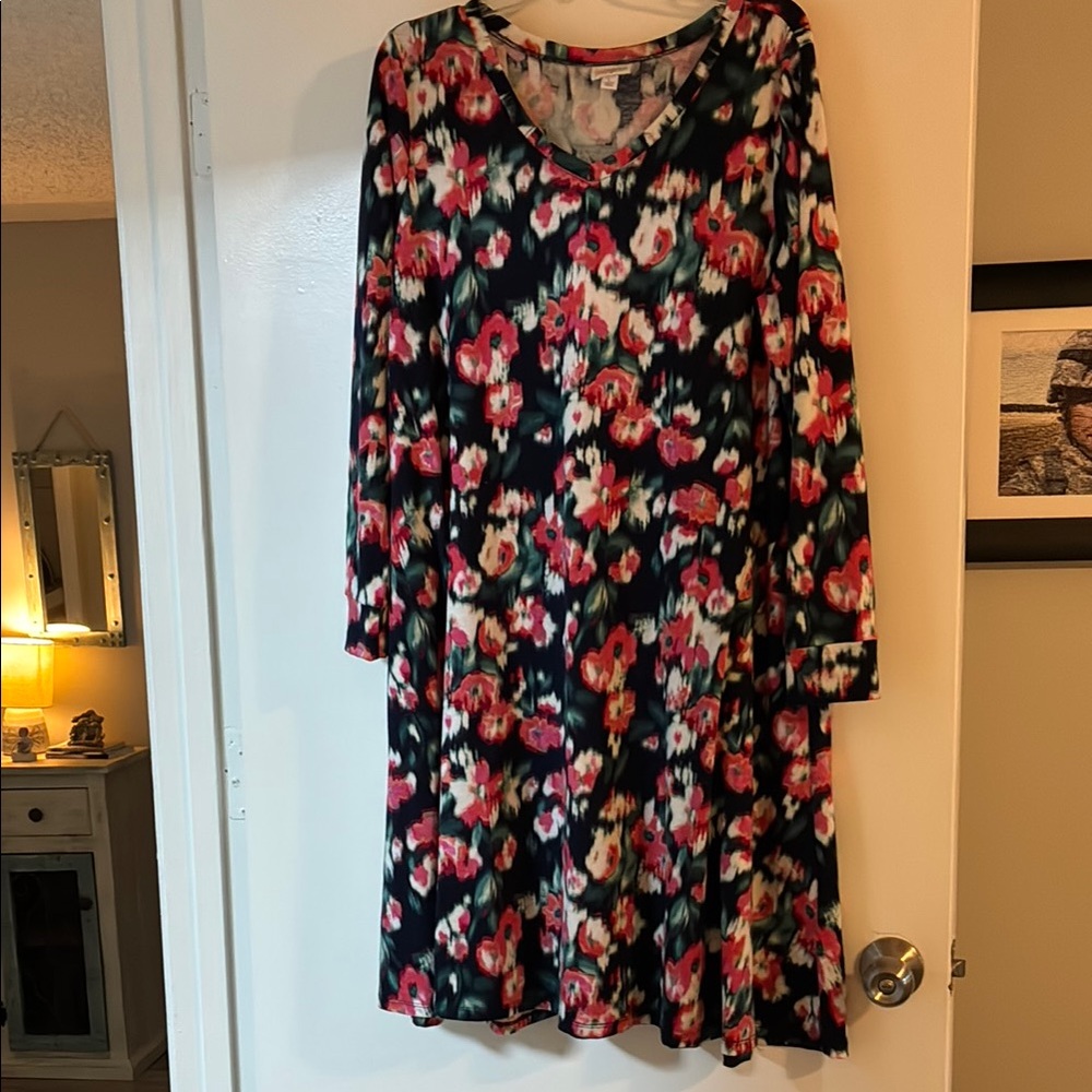 LulaRoe Emily Women’s V Neck Long Sleeve Swing Midi Dress Pullover- Size Large